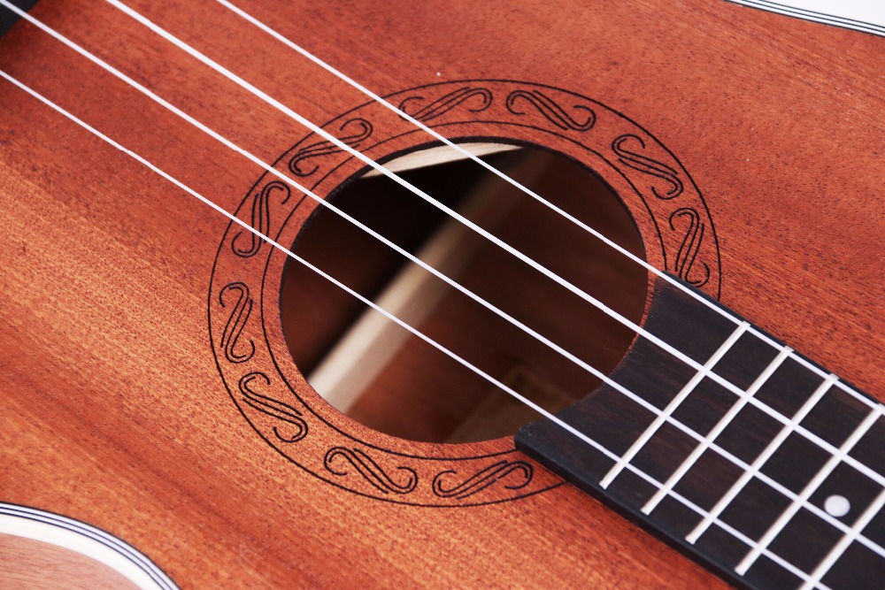 Wholesale Musical Instruments 30inch Sapele Baritone Ukulele