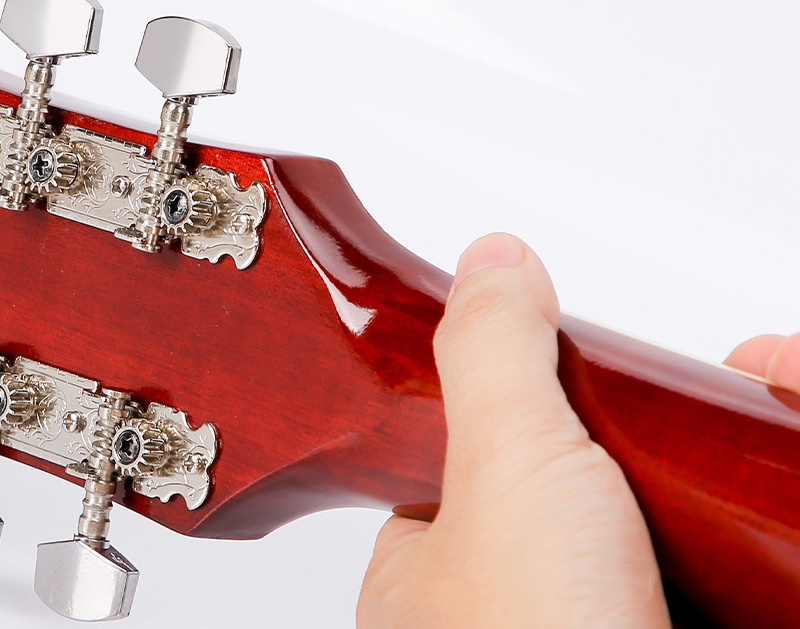 Beginner Guitar Headstock