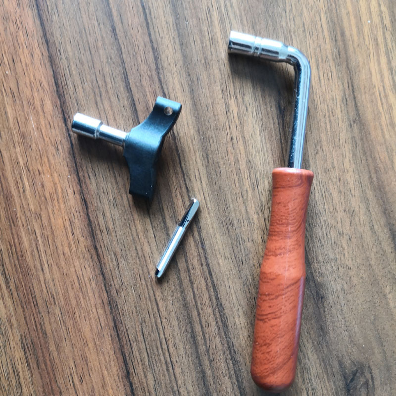 Tuning key detail 3