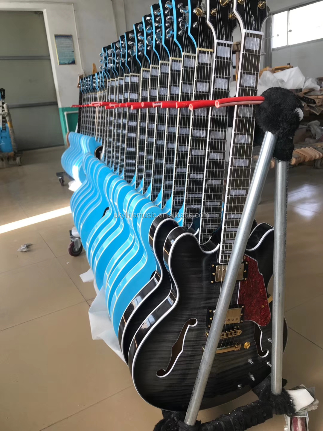 PB-FLBK China Made High Quality Fretless Electric Bass Guitar, Customized OEM logo