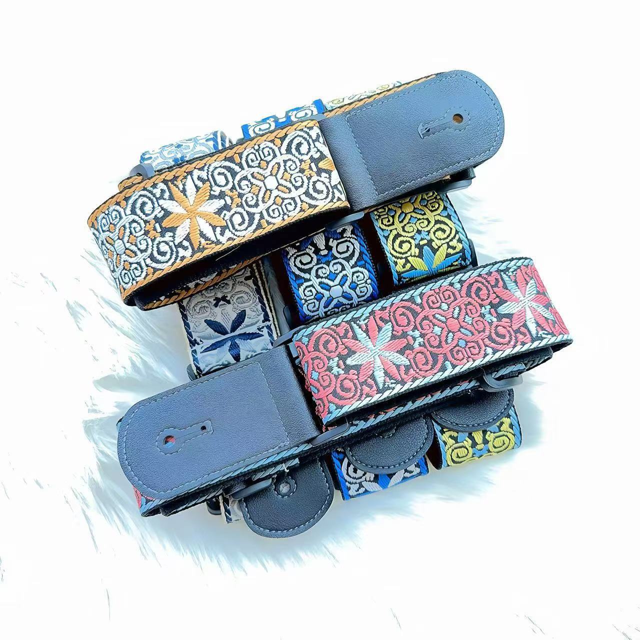 Embroidered Widened Personalized Wood Guitar Strap for Folk Acoustic/Electric/Bass/Classical Shoulder Strap Universal