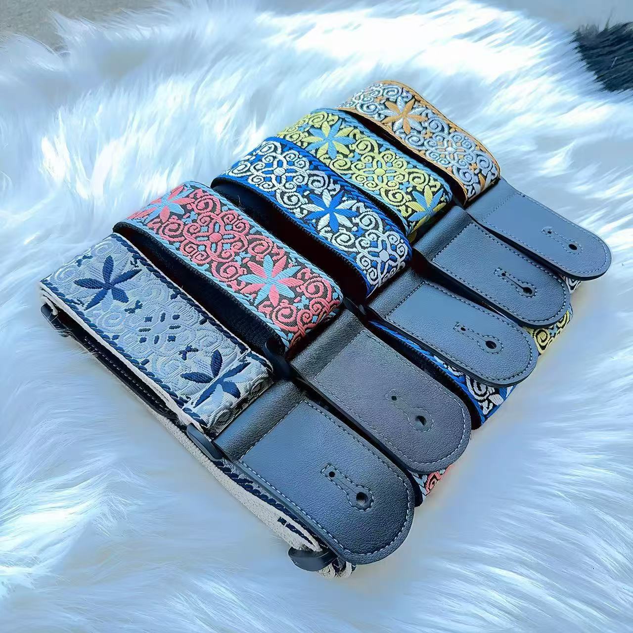 Embroidered Widened Personalized Wood Guitar Strap for Folk Acoustic/Electric/Bass/Classical Shoulder Strap Universal